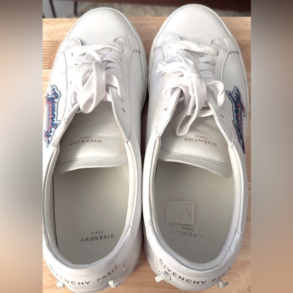 GIVENCHY Logo-patch Sneakers In White Size 42 USA 9.5 - Picture 9 of 14